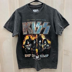 Vintage/Graphic T-Shirt(s) (PLS READ DESCRIPTION)
